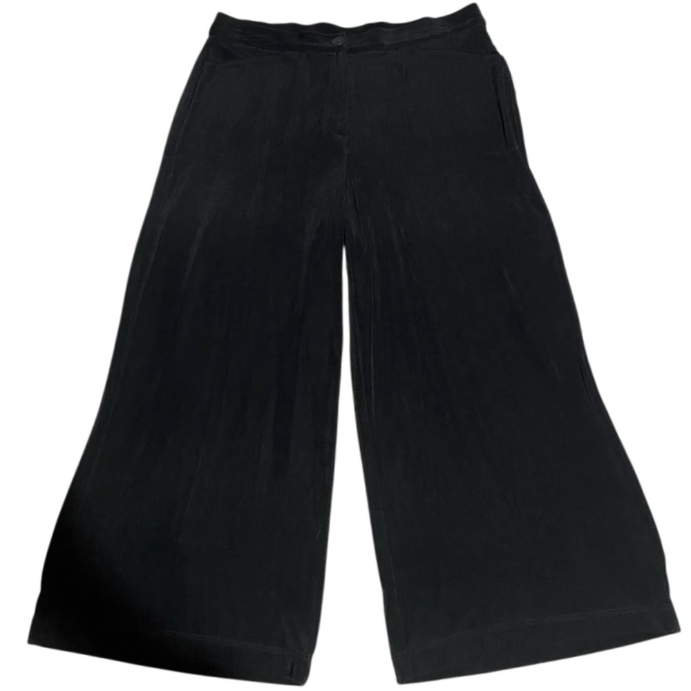 Chico's Travelers Cropped Wide Leg Pants- Flawed